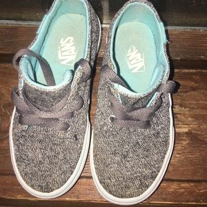 Girls vans authentic